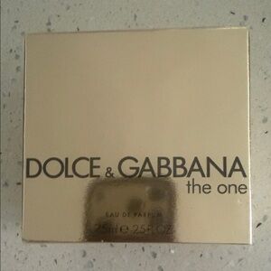 Dolce & Gabbana The One Womens Perfume - Gold Finish brand new authentic sealed